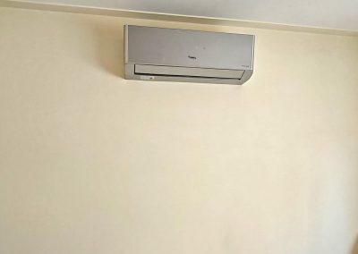 Aparelho de ar condicionado no interior de uma casa